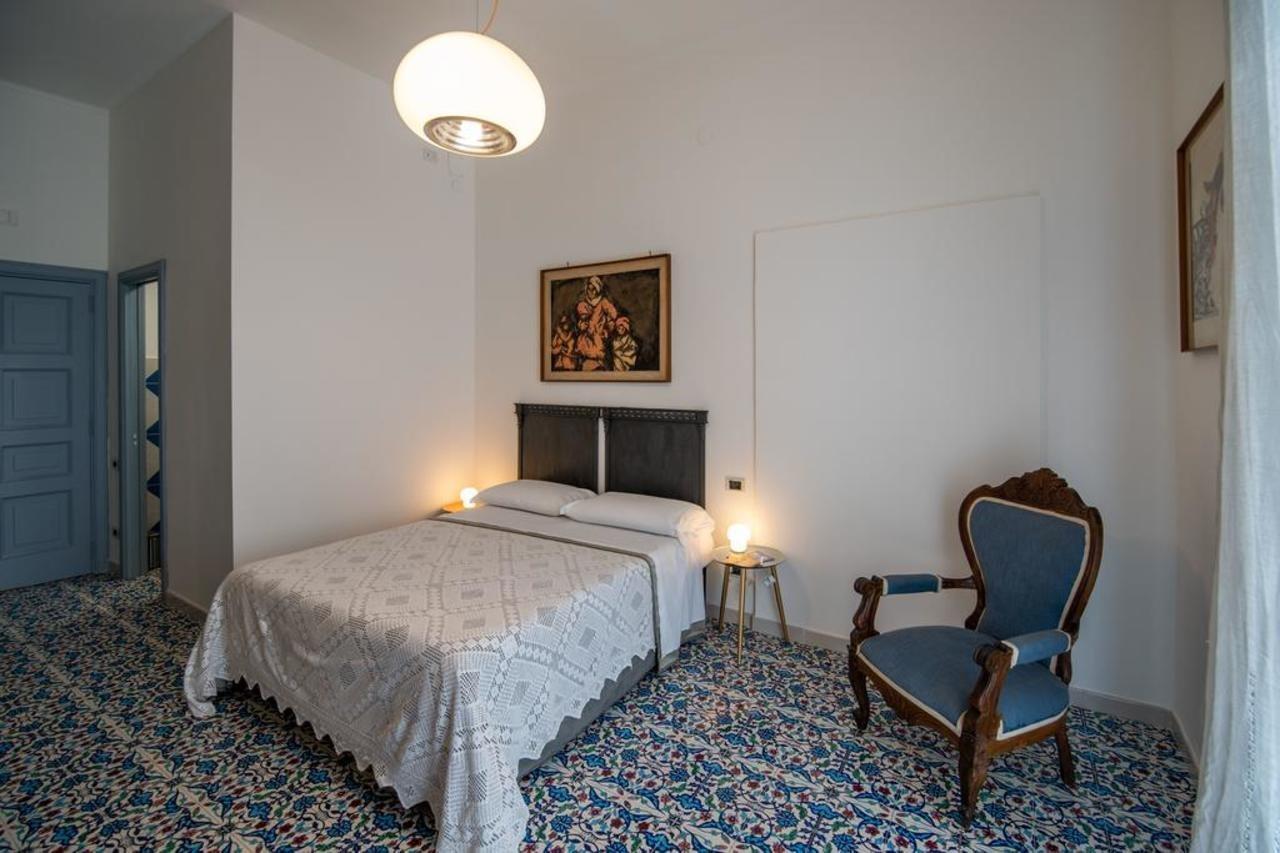 D'Angleterre Guest House Salerno Ngoại thất bức ảnh