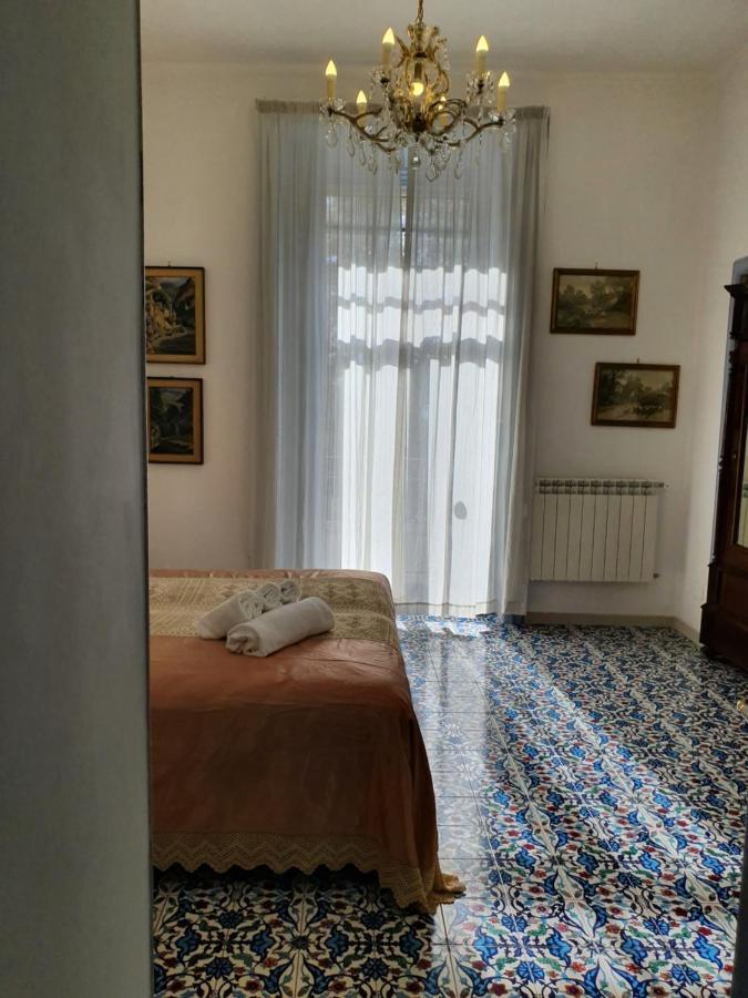 D'Angleterre Guest House Salerno Ngoại thất bức ảnh