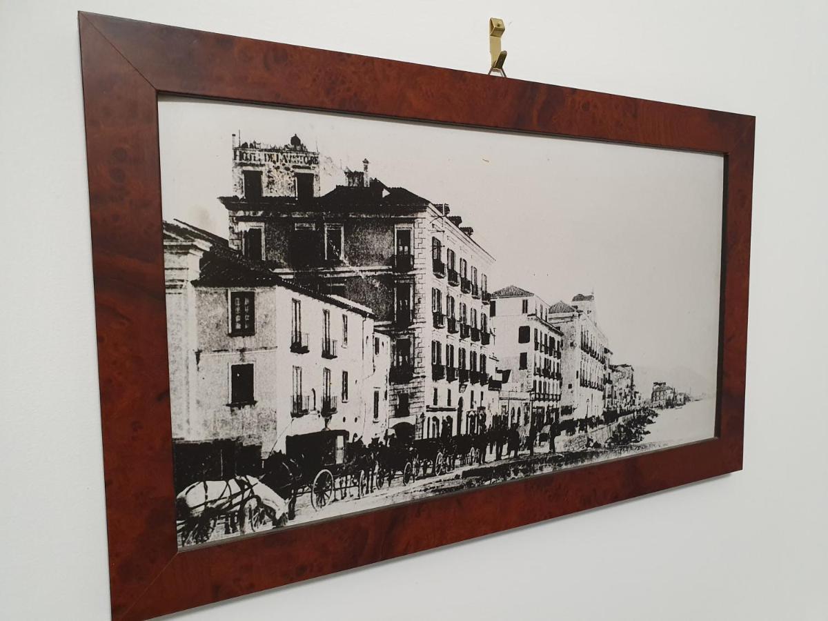 D'Angleterre Guest House Salerno Ngoại thất bức ảnh