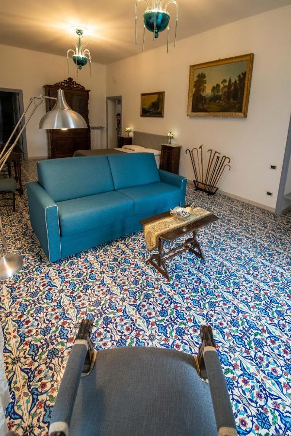 D'Angleterre Guest House Salerno Ngoại thất bức ảnh