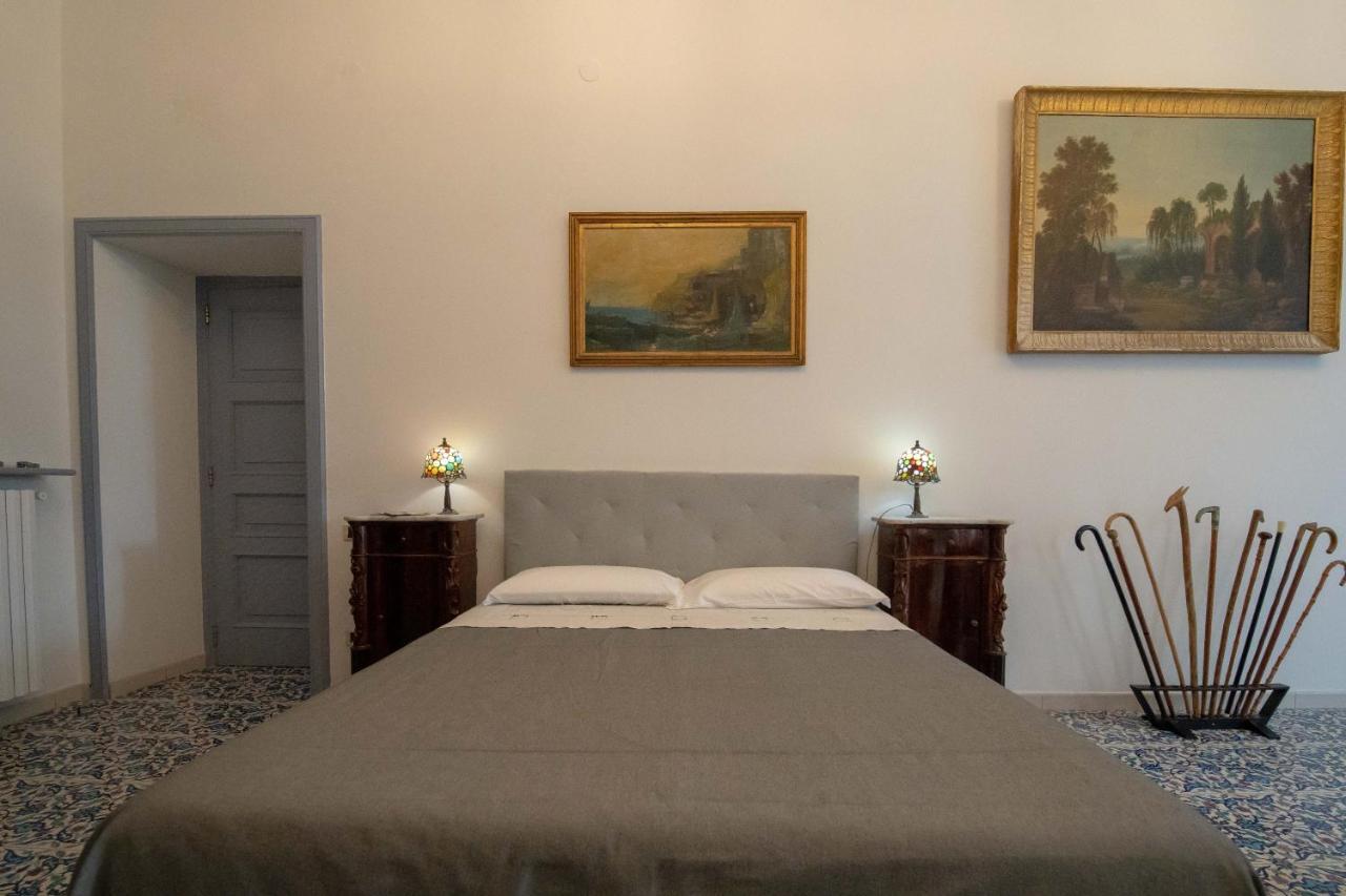 D'Angleterre Guest House Salerno Ngoại thất bức ảnh