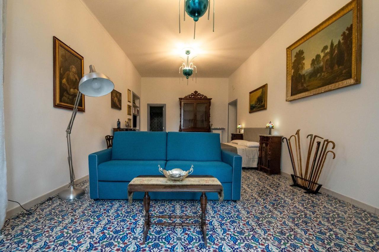 D'Angleterre Guest House Salerno Ngoại thất bức ảnh