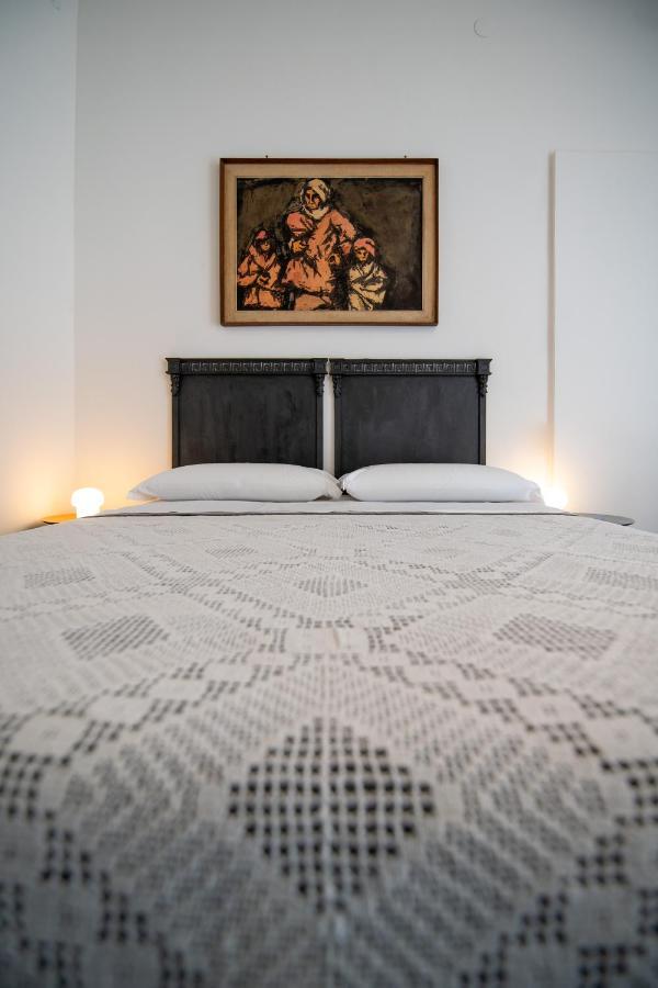 D'Angleterre Guest House Salerno Ngoại thất bức ảnh
